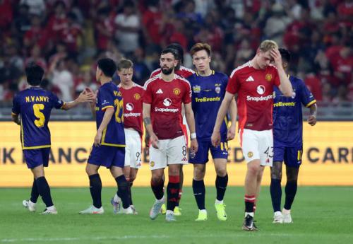 英媒：曼联搁置踢友谊赛计划 原本要在中东进行