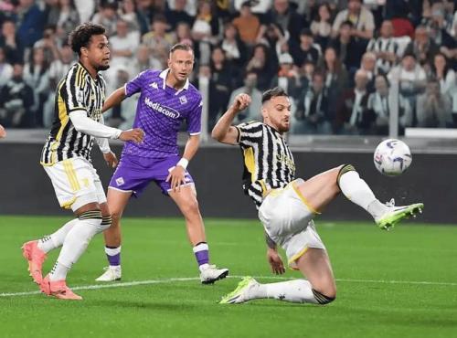 尤文图斯有意维卡里奥 斑马军团希望升级门将位置