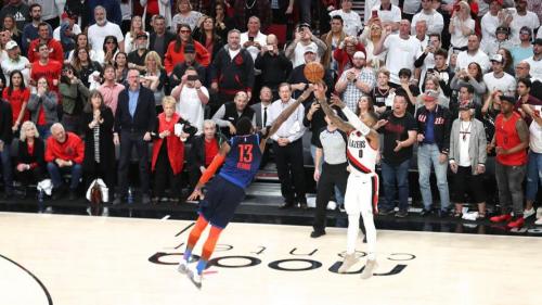 利拉德绝杀雷霆是哪天,（利拉德绝杀雷霆各国解说）