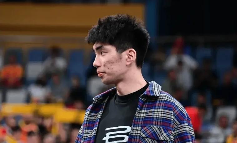 余嘉豪确认出战世预赛 将在西乙联赛结束后归队