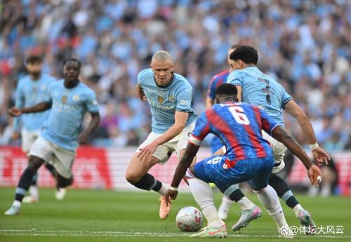 曼城与阿森纳缩小至4分 争冠形势悬念再起