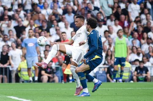 西甲皇家马德里4-1皇家社会 皇马西甲八连胜