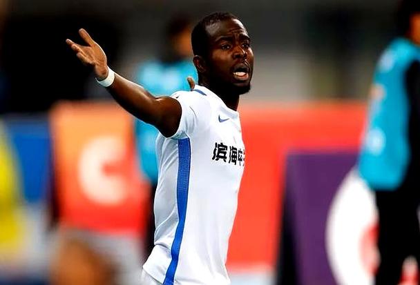 博主谈阿奇姆彭抵达大连时间 大年初三体检