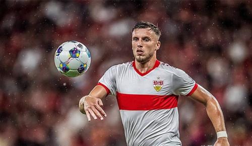 贝尔格莱德红星签约万项 代表U17出战