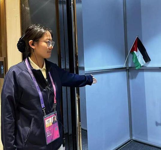 亚运会志愿者好进吗,（亚运会志愿者很累吗）