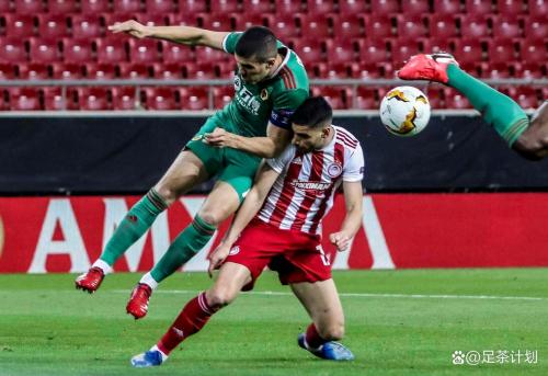 欧冠奥林匹亚科斯0-2勒沃库森 希克双响