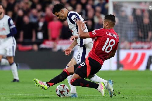 曼联本赛季英超场均16脚射门 26轮打进47球