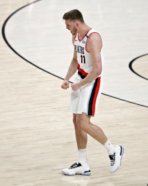 伦纳德本季场均27.9分创个人生涯新高 出手数排次高