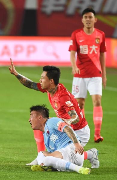 今晚恒大中超赛果,（回放中超恒大今晚比赛）