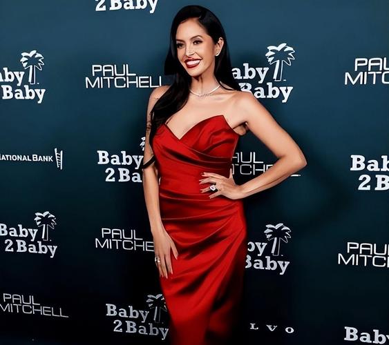 科比的媳妇是谁,（科比的媳妇是谁图片）