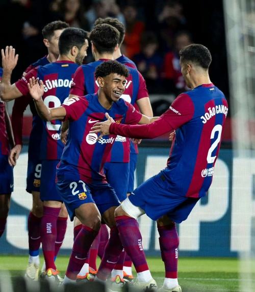 巴萨签下16岁前锋阿杰伊·塔瓦雷斯 代表U19A出战