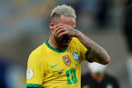 内马尔状态下滑遭全民批评 普遍认为内马尔已无法找回最佳状态