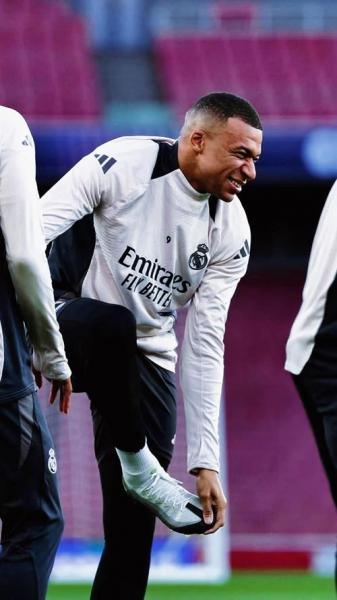 曝姆巴佩退出训练不会出战本菲卡 一直受到伤病的困扰