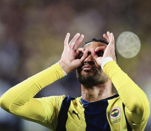 2022年足球最新转会,（2022年足球转会冬窗什么时候开始）