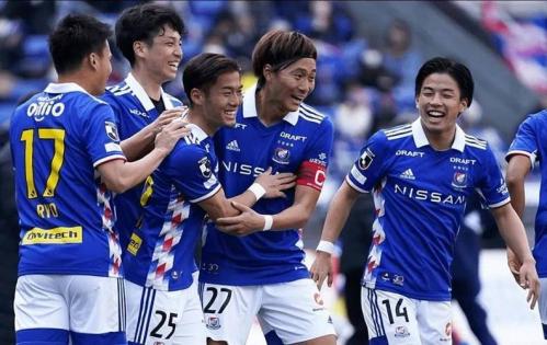 日职联横滨水手VS东京绿茵今日比分 两队新赛季表现差距很大