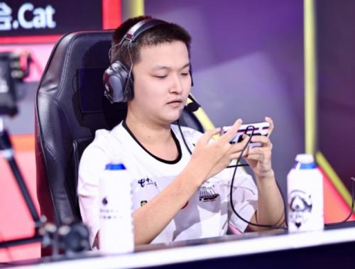 AG长文告别Cat：再选一次，我们还是想遇见你，赛场见！