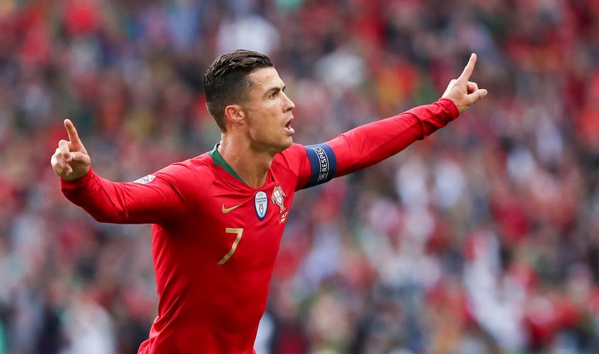 葡萄牙主帅：C罗不在乎进球数 马丁内斯表示C罗已不在乎1000球