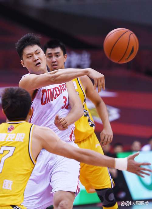 中国男篮两碰中国台北必全力争胜 拿到3胜即可出线