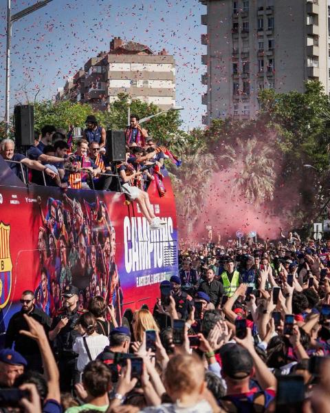 巴萨今年拿了什么冠军,（巴萨夺冠了吗）