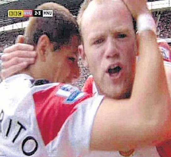 英超官方解释赖斯手肘击球未判罚 不构成手球