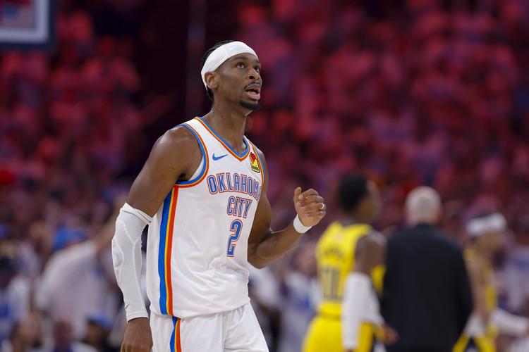 亚历山大连续59个客场20+创历史纪录 超越张伯伦