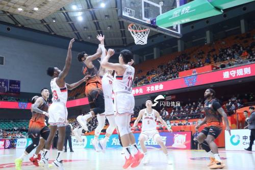 广州男篮将战山东男篮 新主场首秀盼开门红