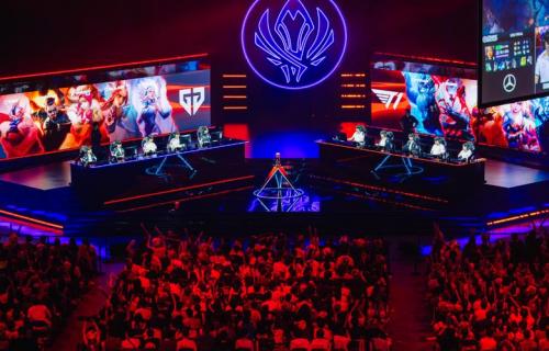 电竞负责人回应先锋赛场馆太小：这样做可以保持灵活性