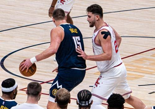 马刺包揽西部月最佳四项大奖 创造NBA历史