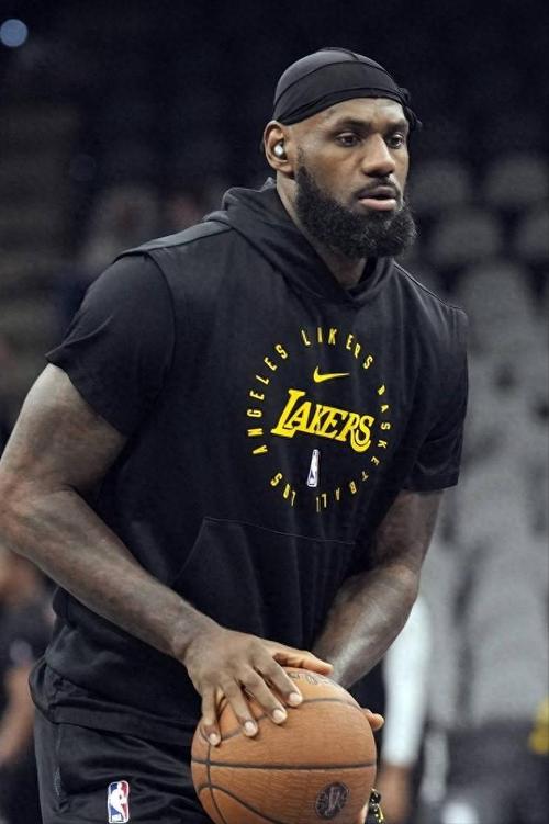 詹姆斯只差11球超天勾 将创下运动战进球第一纪录