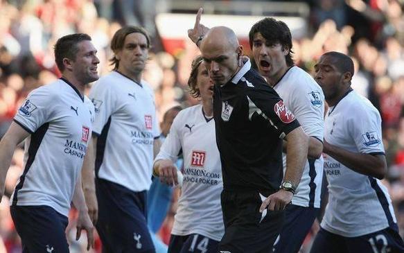 热刺因判罚不一致向裁判机构提出申诉 并直接联系裁判长韦伯