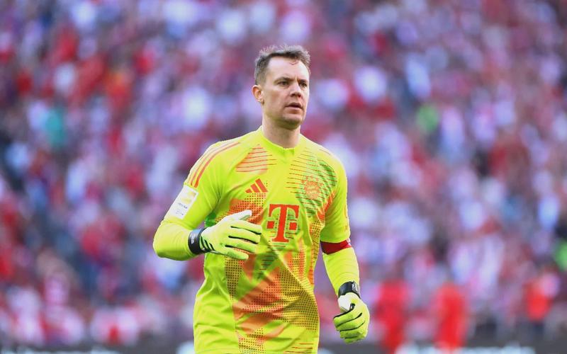 拜仁怀疑诺伊尔今夏可能退役 22岁新星乌尔比希或将接过传奇手套