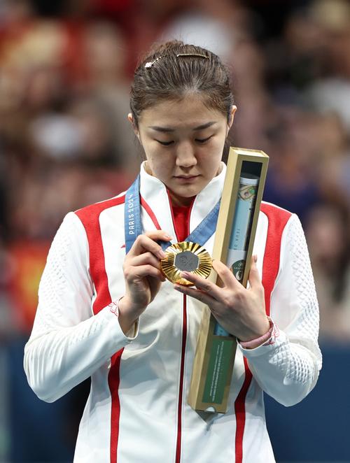 奥运冠军陈梦再爆冷,（陈梦夺得奥运冠军）