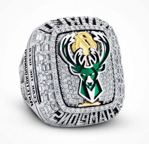 1971雄鹿总冠军阵容,（1971雄鹿总冠军阵容是谁）