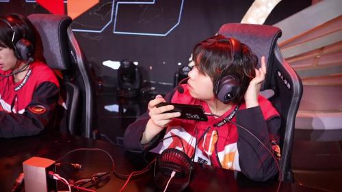 情久 2-1 Hero：陌冷苍活到最后，鏖战龙王团情久翻盘取胜