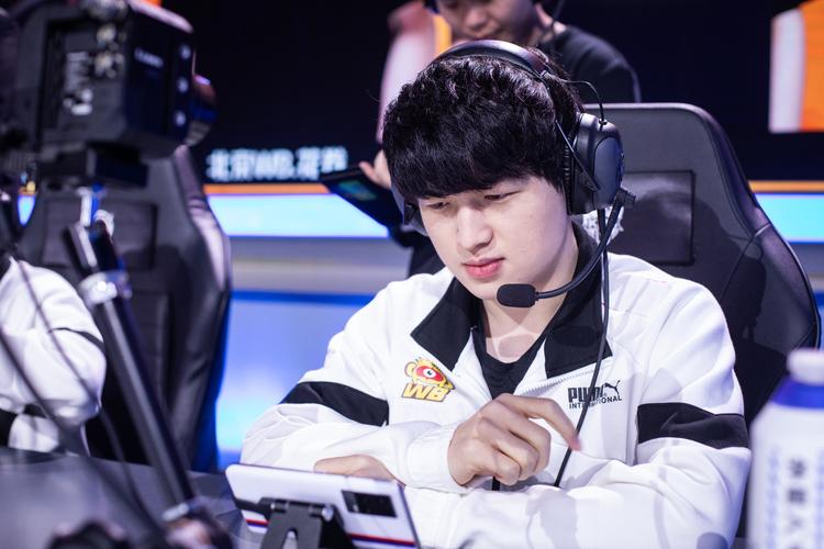 北京WB人员变动公告：老林担任主教练，黎洛转任赛训总监