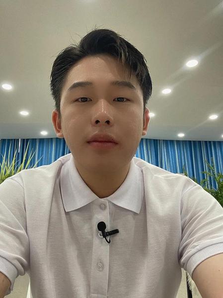 JunJia：我们跟BLG都彼此熟悉，就可能看明天谁的状态比较好