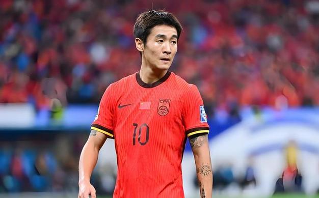 国足确定四名队长人选 两人是门将