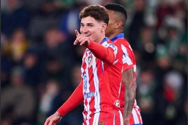 阿尔瓦雷斯成巴萨首选 巴萨将引进前锋作为首要任务