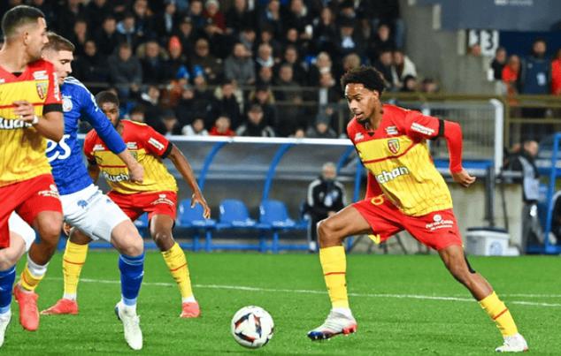 巴黎与朗斯的比赛被推迟 无视朗斯的抗议