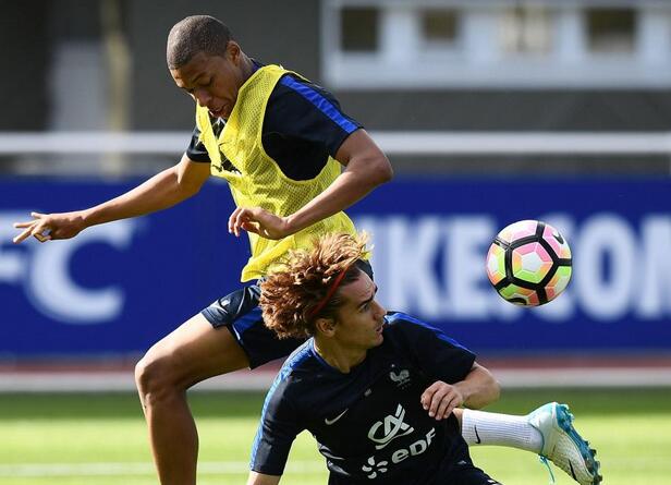 阿斯列格列兹曼替代选择 劳塔罗格林伍德等11人进入名单