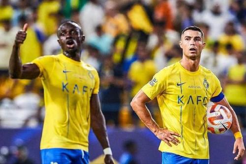 沙特媒体：C罗和马内即将复出 两人参加球队合练