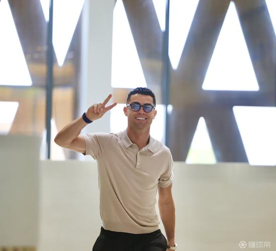 曝C罗参加利雅得胜利训练课 或在下一轮联赛中复出