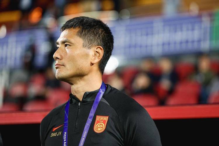 媒体人：国足两战积累足够信心 邵佳一执教获得肯定