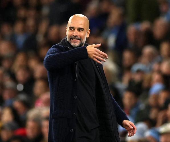 曼城询问瓜迪奥拉是否履行完合同 上个赛季刚与俱乐部续约两年半