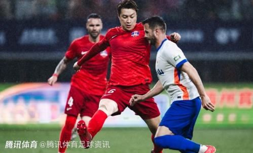 中超前三轮跑动距离榜 李镇全最多