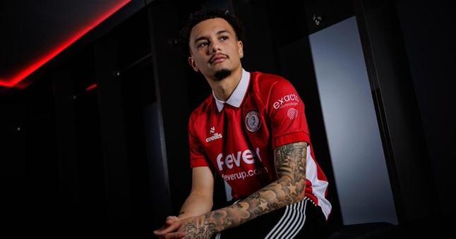 霍奇森时隔44年再次率布里斯托尔城取胜 弗格森发来祝贺