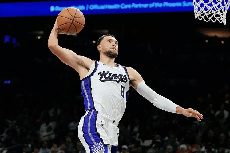 曝拉文将执行4900万球员选项 本赛季因伤仅出战39场