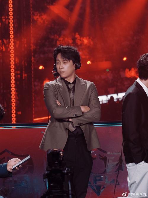 春决信息汇总：李九/瓶子解说，表演嘉宾逃跑计划，12点开票