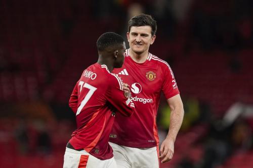 曼联与33岁马奎尔续约 延长一年