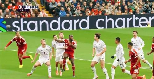 利物浦遭遇客场4连败 红军各项赛事表现低迷